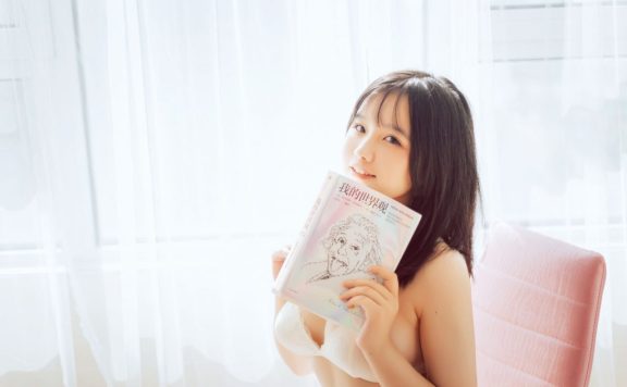 阿半今天很开心_写真coser美图作品合集下载|持续更新